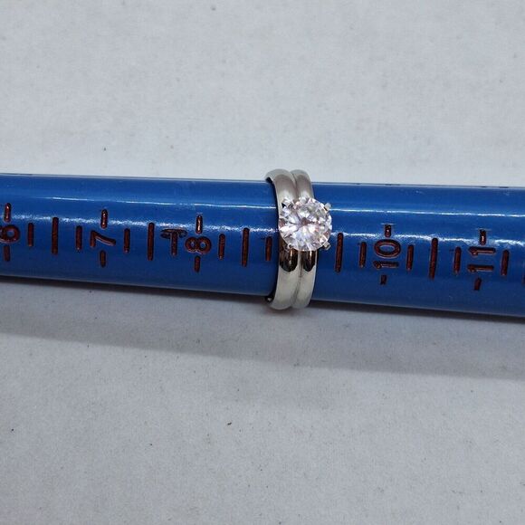 Stainless Steel Round Cz Ring Size 9 Silvertone Wedding‎ Engagement Marriage - Picture 5 of 9